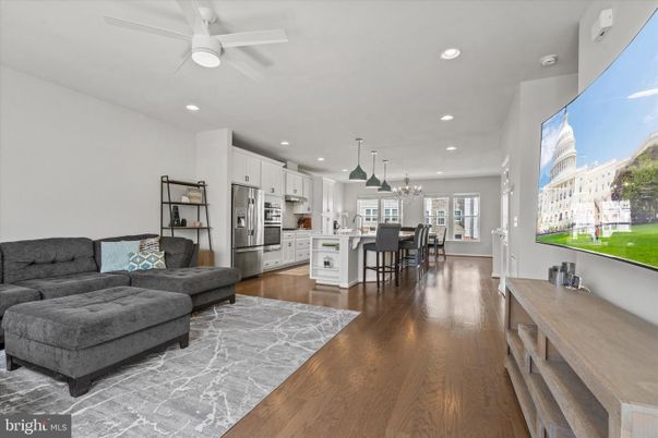 Dining room, Interior, Kitchen, Living room, Pendant Lights, Recessed Lighting, Stainless Steel Appliances, Wood Texture Flooring
