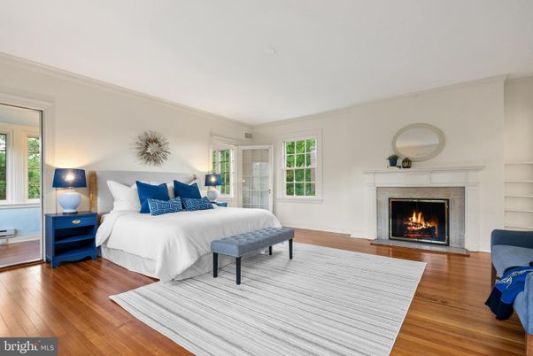 Bedroom, Fireplace, Interior, Wood Texture Flooring