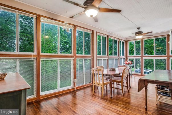 Dining room, Interior, Sun Room, Wood Texture Flooring