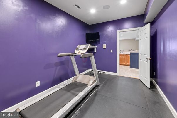 Fitness Equipment, Interior, Recessed Lighting