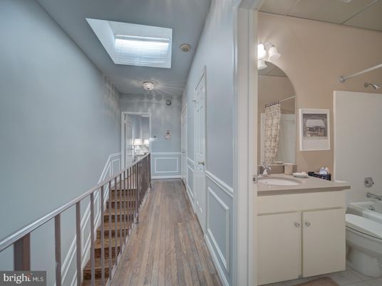 Bathroom, Dual Sink Vanities, Interior, Wood Texture Flooring