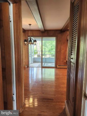 Chandelier, Empty room, Interior, Wood Texture Flooring, Wooden Walls