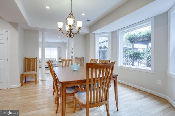Chandelier, Dining room, Interior, Recessed Lighting, Wood Texture Flooring