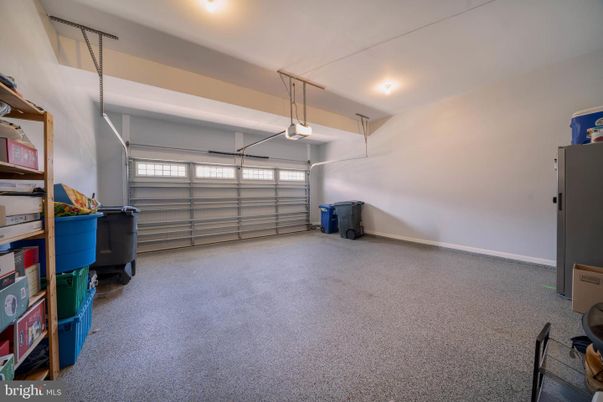 Garage, Interior