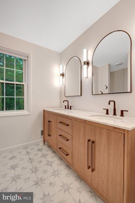 Bathroom, Dual Sink Vanities, Interior, Marble