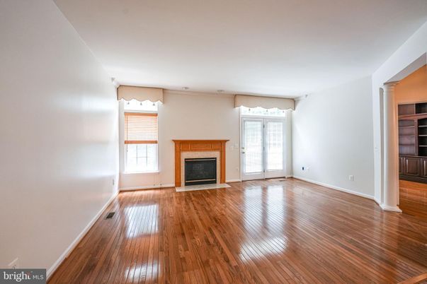 Empty room, Fireplace, Interior, Wood Texture Flooring