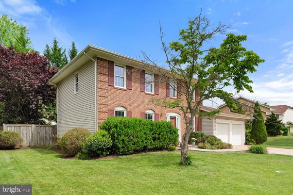 Backyard, Detached Garage, Exterior, Facade, Brick Facade, Georgian