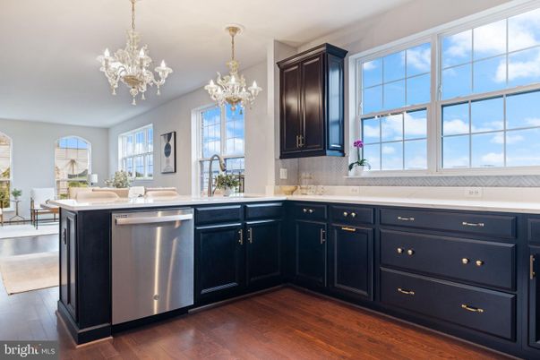 Chandelier, Interior, Kitchen, Stainless Steel Appliances, Wood Texture Flooring