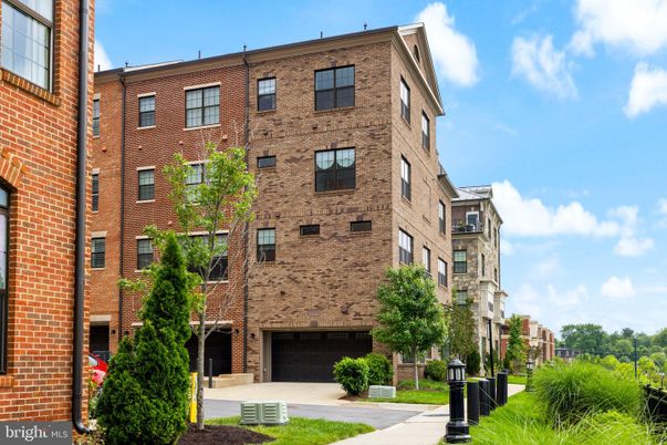 Attached, Exterior, Facade, Brick Facade, Rowhouse