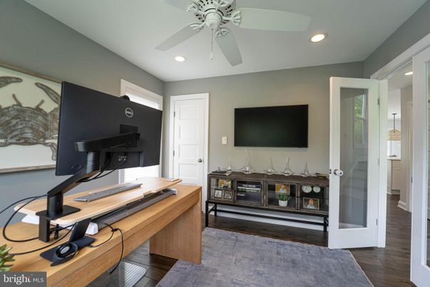 Home Office, Interior, Recessed Lighting, Wood Texture Flooring