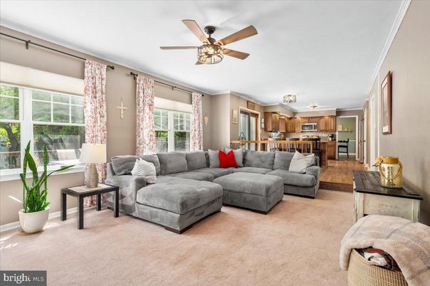 Interior, Kitchen, Living room, Stainless Steel Appliances