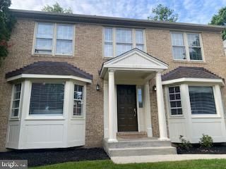 Exterior, Facade, Brick Facade, Rowhouse
