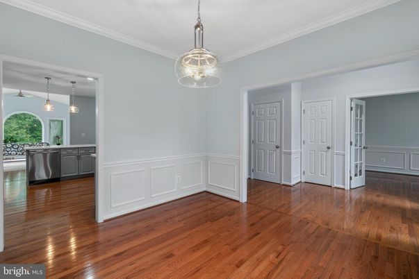 Empty room, Interior, Kitchen, Pendant Lights, Wood Texture Flooring