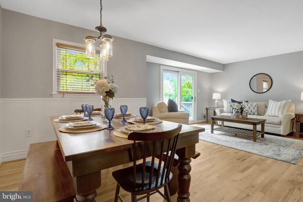 Dining room, Interior, Living room, Pendant Lights, Wood Texture Flooring