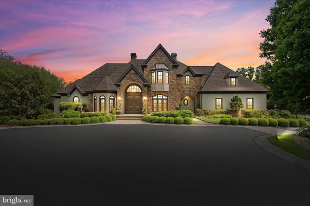 Exterior, Facade, Brick Facade, French Provincial