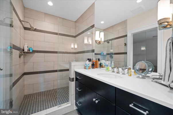 Bathroom, Dual Sink Vanities, Glass Shower, Interior, Recessed Lighting