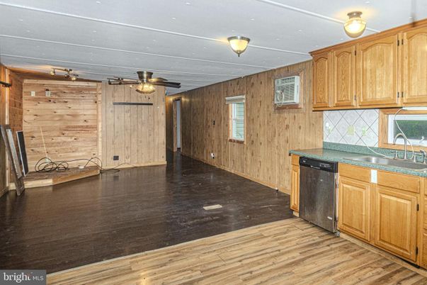 Interior, Kitchen, Wood Texture Flooring, Wooden Walls