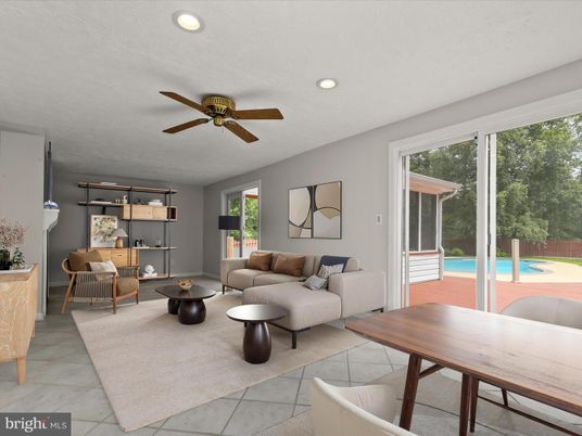 Dining room, Interior, Living room, Recessed Lighting