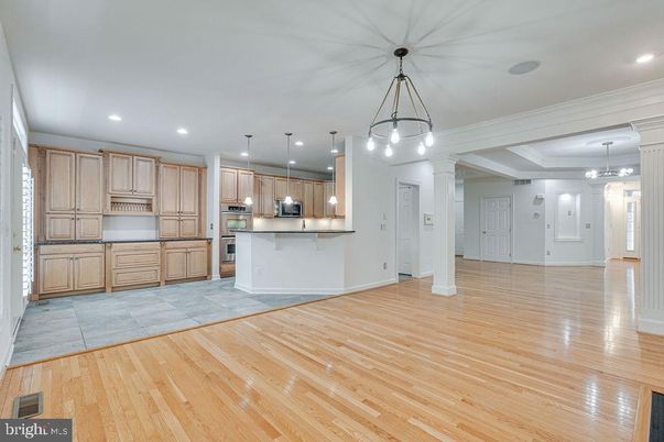 Interior, Kitchen, Pendant Lights, Recessed Lighting, Wood Texture Flooring