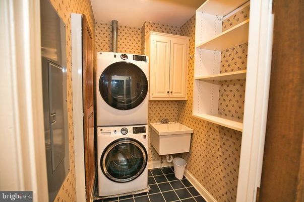 Interior, Utility Closets, Washer