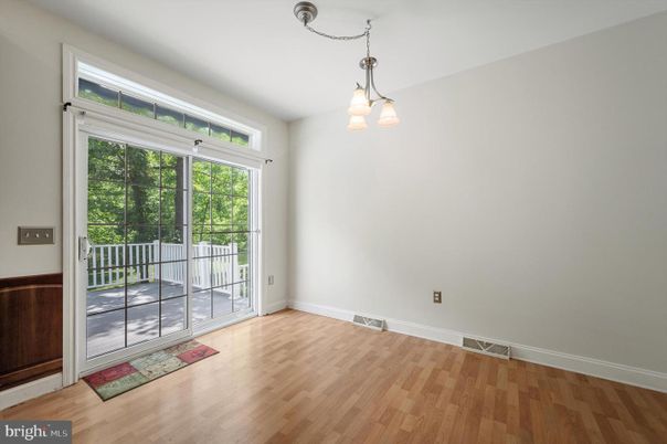 Empty room, Interior, Pendant Lights, Wood Texture Flooring