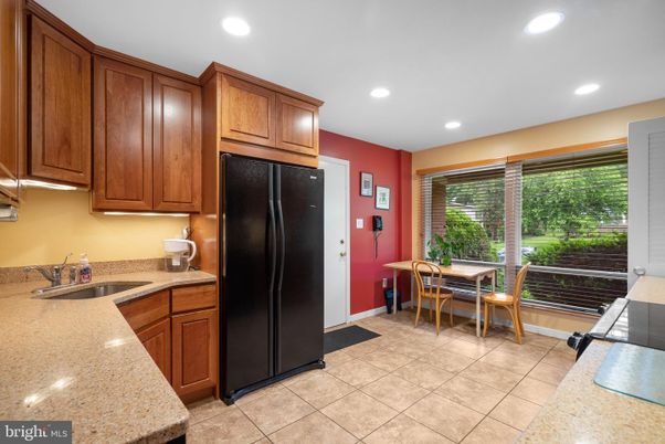 Dining room, Interior, Kitchen, Recessed Lighting