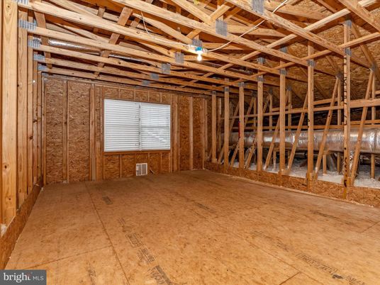 Empty room, Interior, Wooden Beams, Wooden Ceilings, Wooden Walls
