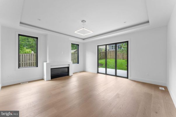 Empty room, Interior, Pendant Lights, Recessed Lighting, Wood Texture Flooring