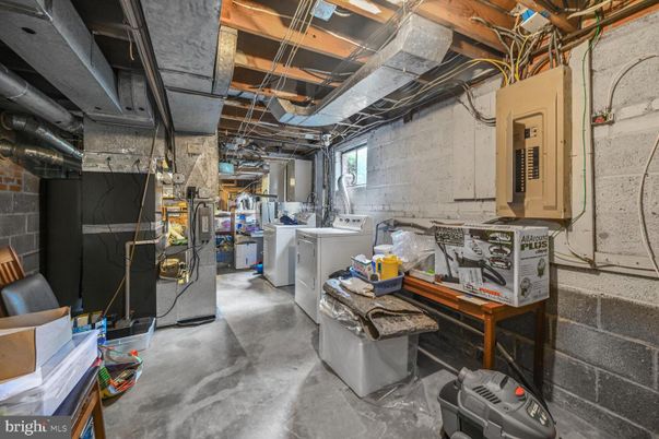 Interior, Stone Walls, Washer
