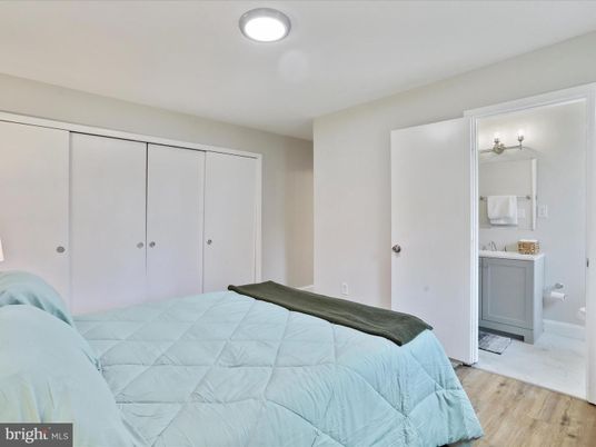 Bathroom, Bedroom, Interior, Wood Texture Flooring