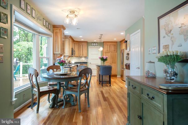 Dining room, Interior, Kitchen, Pendant Lights, Recessed Lighting, Wood Texture Flooring