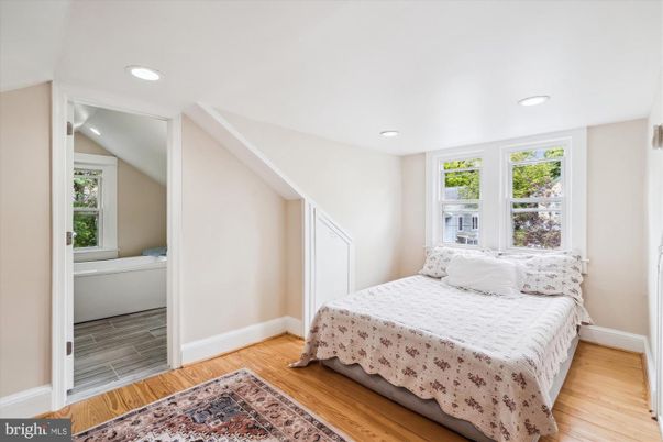 Bathroom, Bedroom, Interior, Recessed Lighting, Wood Texture Flooring