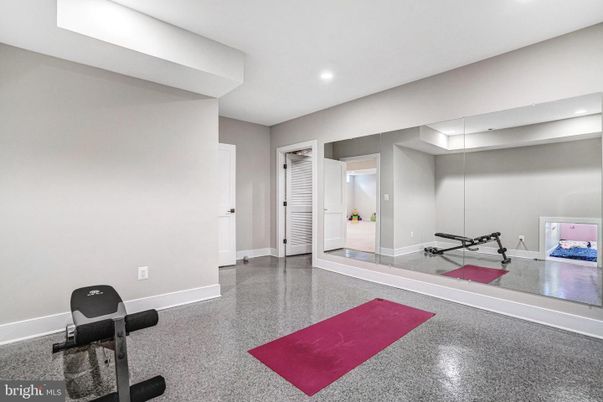 Fitness Equipment, Interior, Recessed Lighting