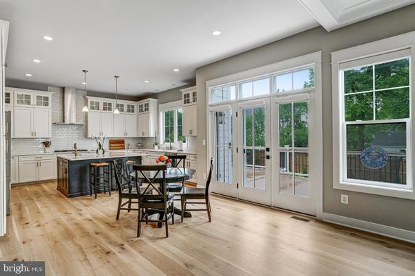 Dining room, Interior, Kitchen, Pendant Lights, Recessed Lighting, Wood Texture Flooring