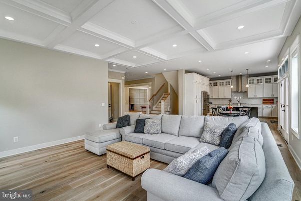 Interior, Kitchen, Living room, Pendant Lights, Recessed Lighting, Wood Texture Flooring