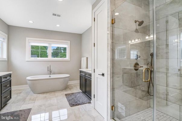 Bathroom, Free Standing Baths, Glass Shower, Interior, Recessed Lighting