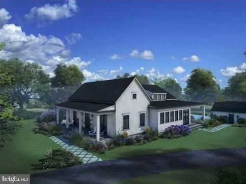 Backyard, Exterior, Facade, Farmhouse