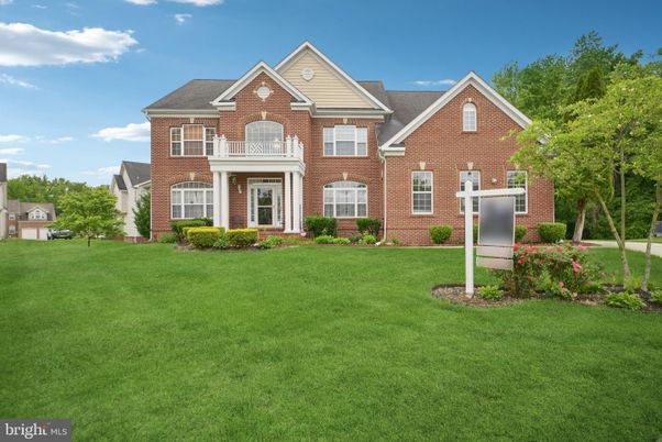 Exterior, Facade, Brick Facade, Brick Traditional