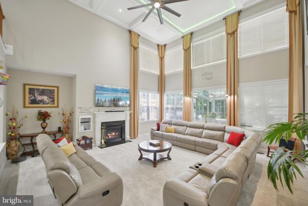 Fireplace, Interior, Living room, Recessed Lighting