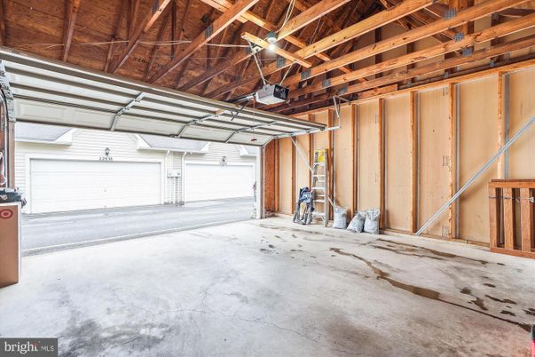 Garage, Interior, Wooden Beams, Wooden Ceilings