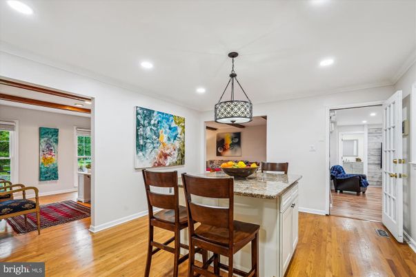 Interior, Pendant Lights, Recessed Lighting, Wood Texture Flooring