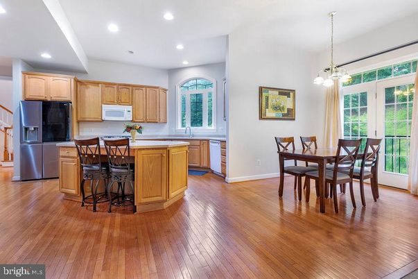 Dining room, Interior, Kitchen, Pendant Lights, Recessed Lighting, Wood Texture Flooring