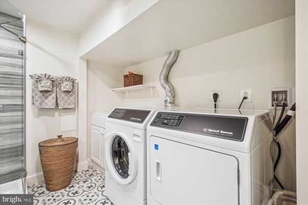 Interior, Washer