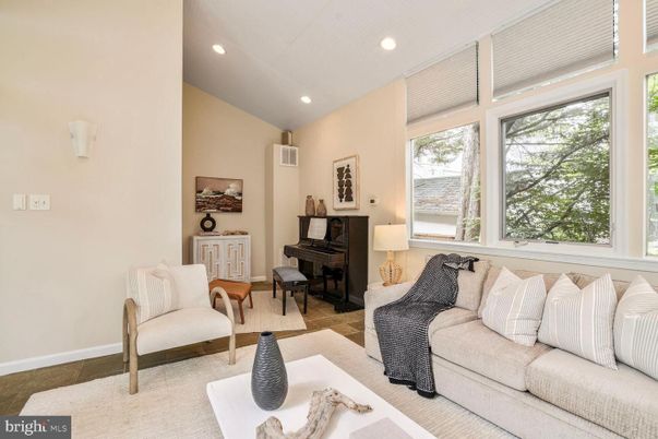 Interior, Living room, Piano, Recessed Lighting