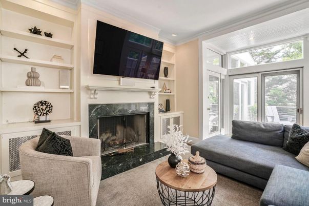 Fireplace, Interior, Living room, Recessed Lighting