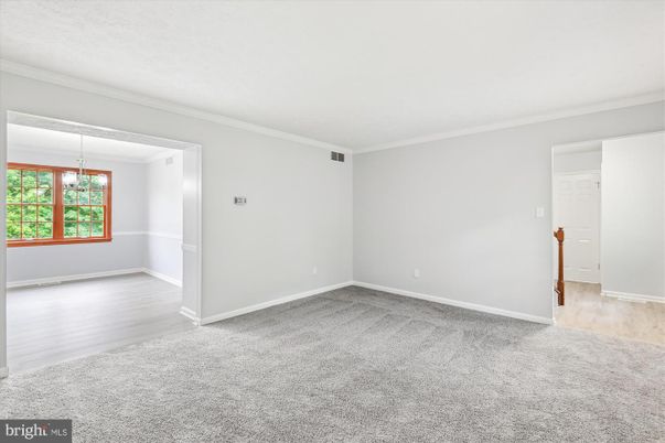 Empty room, Interior, Pendant Lights, Wood Texture Flooring