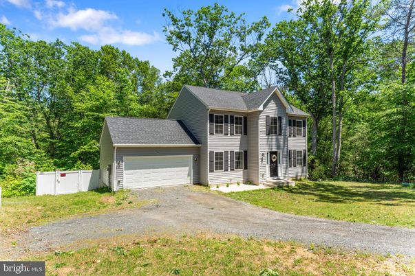 Attached, Backyard, Exterior, Facade, Georgian