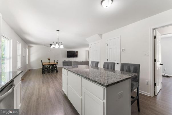Chandelier, Dining room, Interior, Kitchen, Pendant Lights, Wood Texture Flooring