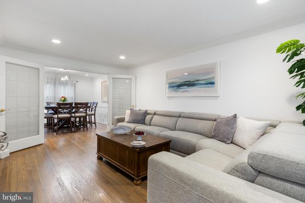 Dining room, Interior, Living room, Recessed Lighting, Wood Texture Flooring