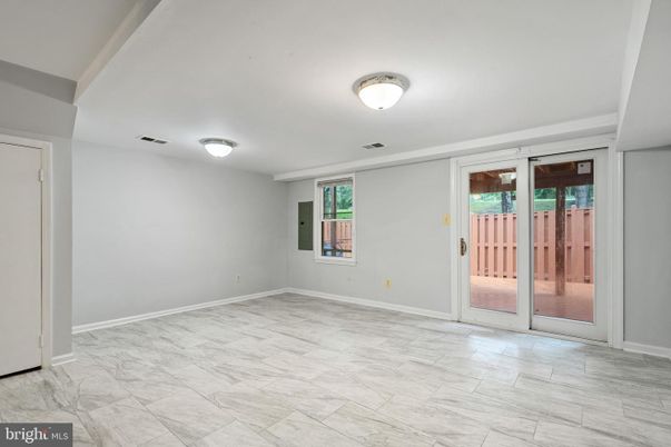 Empty room, Interior, Marble